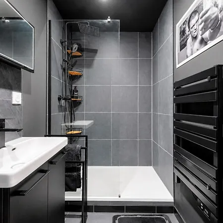 Apartment Le Prestige - Cinema Room, Netflix, Centre