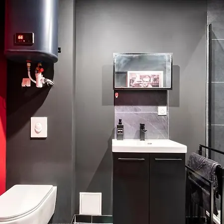 Le Prestige - Cinema Room, Netflix, Centre