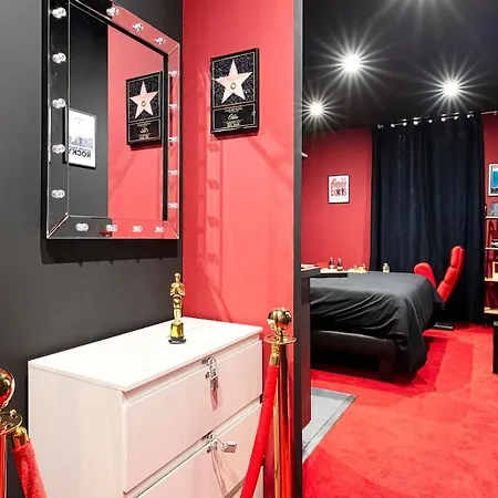 Le Prestige - Cinema Room, Netflix, Centre Apartment Angers